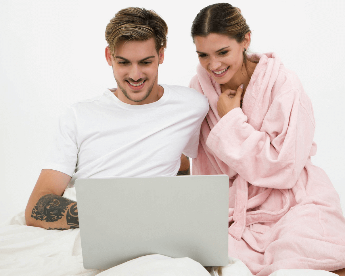 Couples Who Share Their Pornography Viewing Habits Have Better Relationships: Study