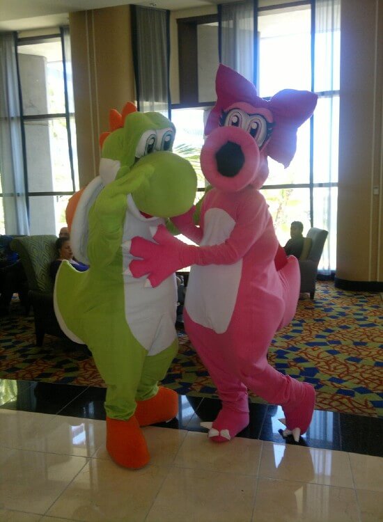 Birdo and Yoshi at Comic Con